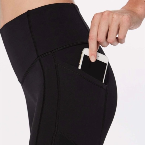 Lululemon sz 8 All The Right Places Crop II 23" Black great pre owned cond - Picture 9 of 15